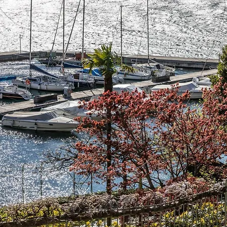 公寓 -appartamento Il Molo- A Due Passi Del 列尔纳